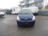 Toyota Corolla Verso 2.2 D-CAT Sol Klimaautomatik - Toyota Corolla Verso: Kombi