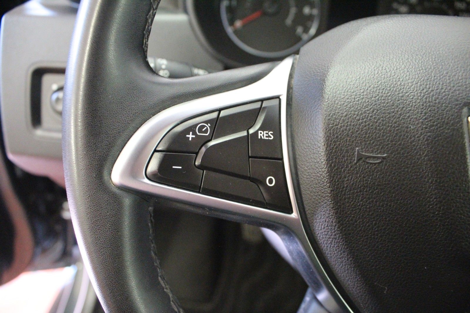 Fahrzeugabbildung Dacia Duster TCe130 *Prestige Navi*Sitzhzg*Kamera*AHK