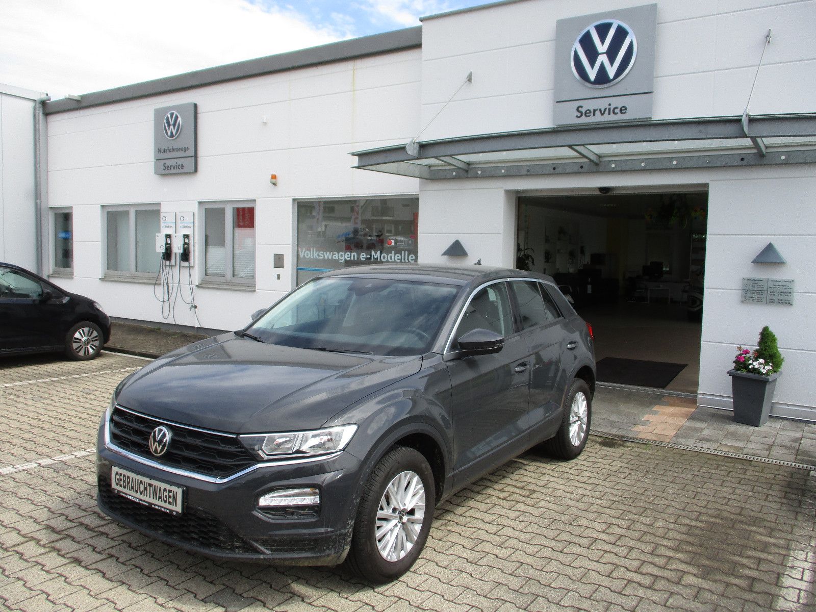 VW T-Roc Basis APP-Connect Ready2Disc. Shzng 3,99%