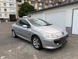Peugeot Peogeot 307cc Cabrio 1.6  Benzin mit neuen... - gebrauchte Peugeot 307 aus dem Jahr 2008