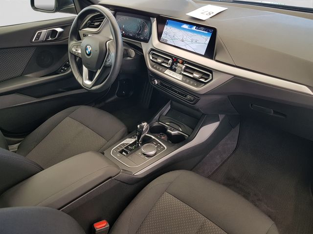 Fahrzeugabbildung BMW 220d Gran Coupé xDrive Live Cock+Kamera+HUD+ACC