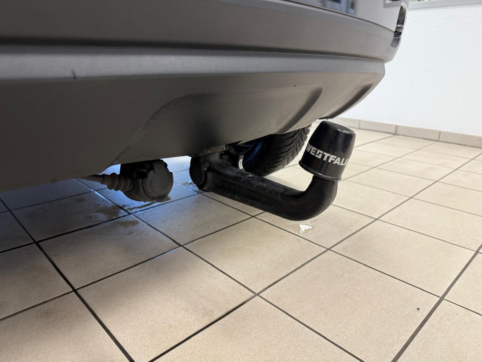 Fahrzeugabbildung Dacia Duster I Laureate /8.FACH BEREIFT/NAVI/KLIMA/AHK