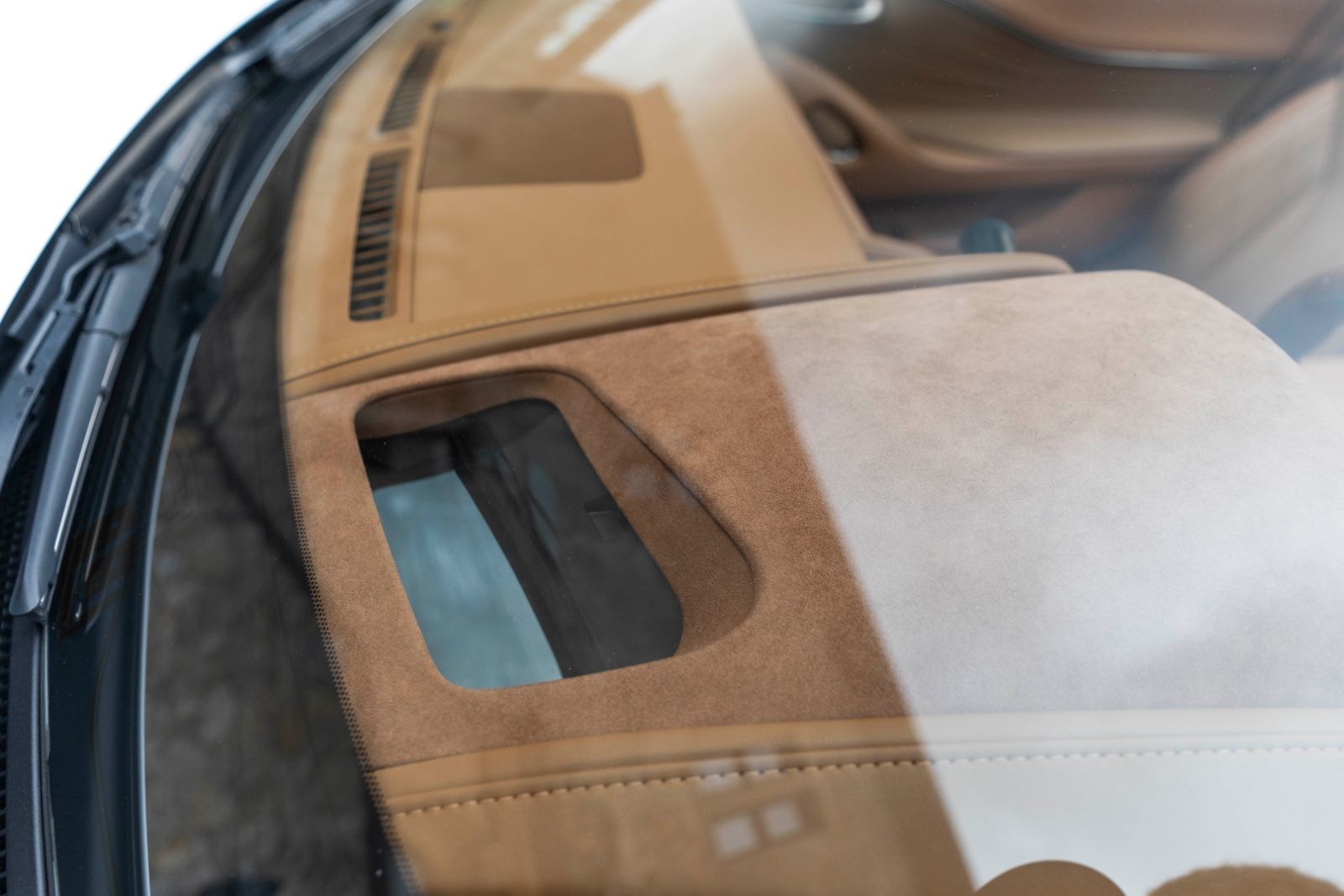 Fahrzeugabbildung Lexus LC 500 Cabrio HUD LED ACC ML TOTW KAM PCS RCTA