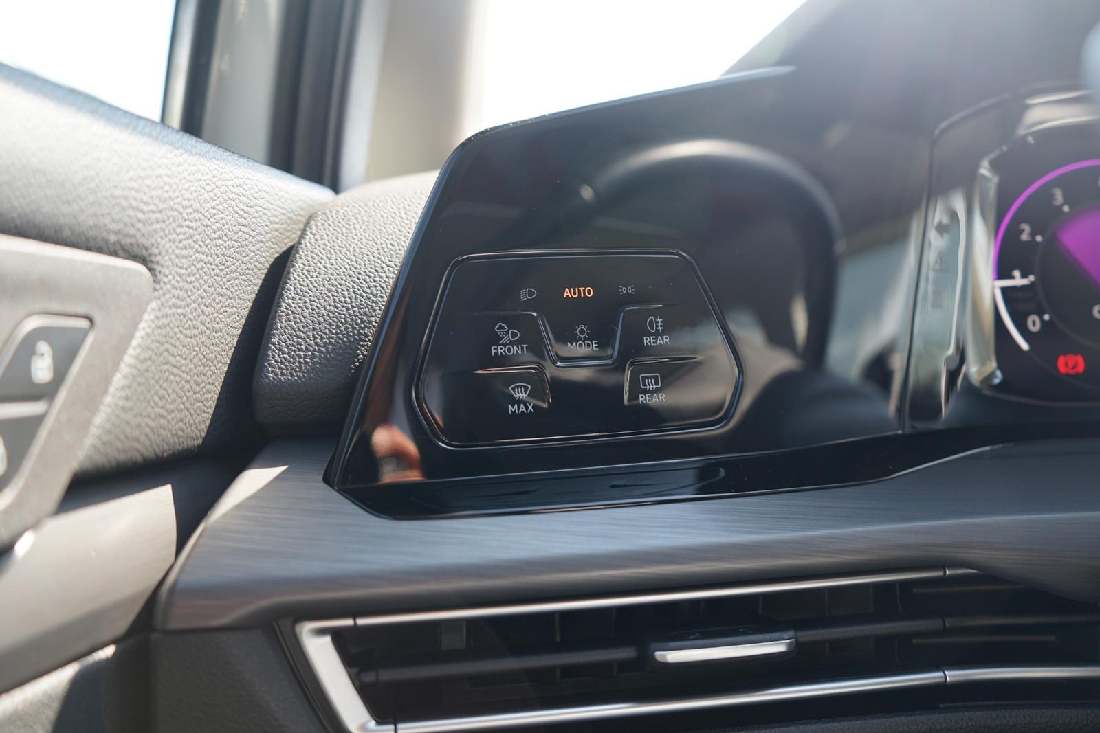 Volkswagen Golf VIII 1.5 TSI Style LED AHK Sitzheizung, миниатюра 28
