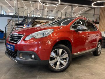 Peugeot 2008 Allure *NAVI*DAB*SZHZ*TEMPOMAT*PDC*