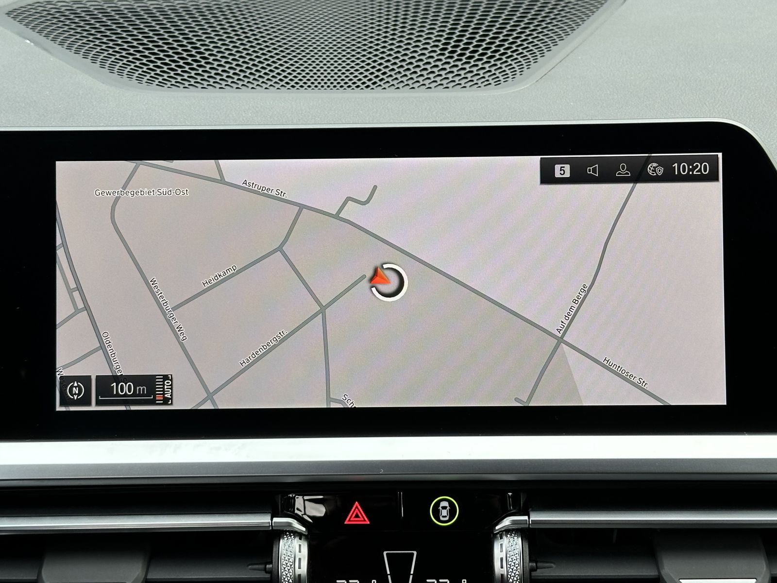 Fahrzeugabbildung BMW 320d Touring M-Sport NAV+LASER+HEAD-UP+KAMERA+PP