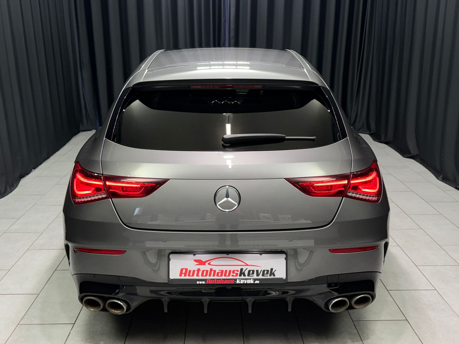 Fahrzeugabbildung Mercedes-Benz CLA 45 AMG Shooting Brake 4Matic|VOLL|