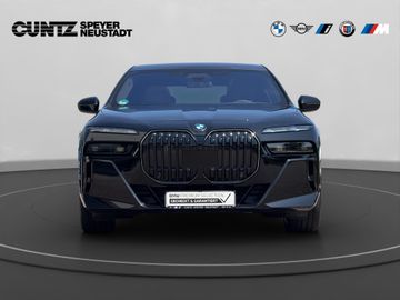 BMW 740 - 2