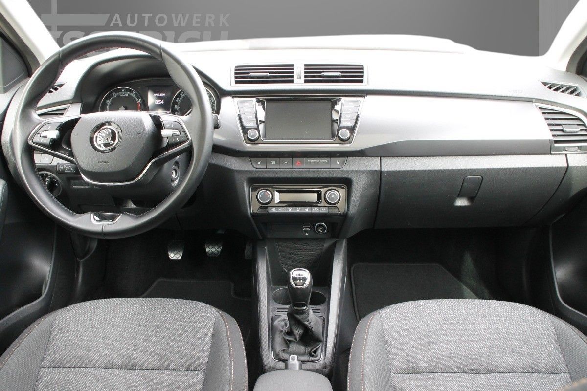 Fahrzeugabbildung SKODA Fabia Combi 1.0 TSI Ambition OPF CLEVER
