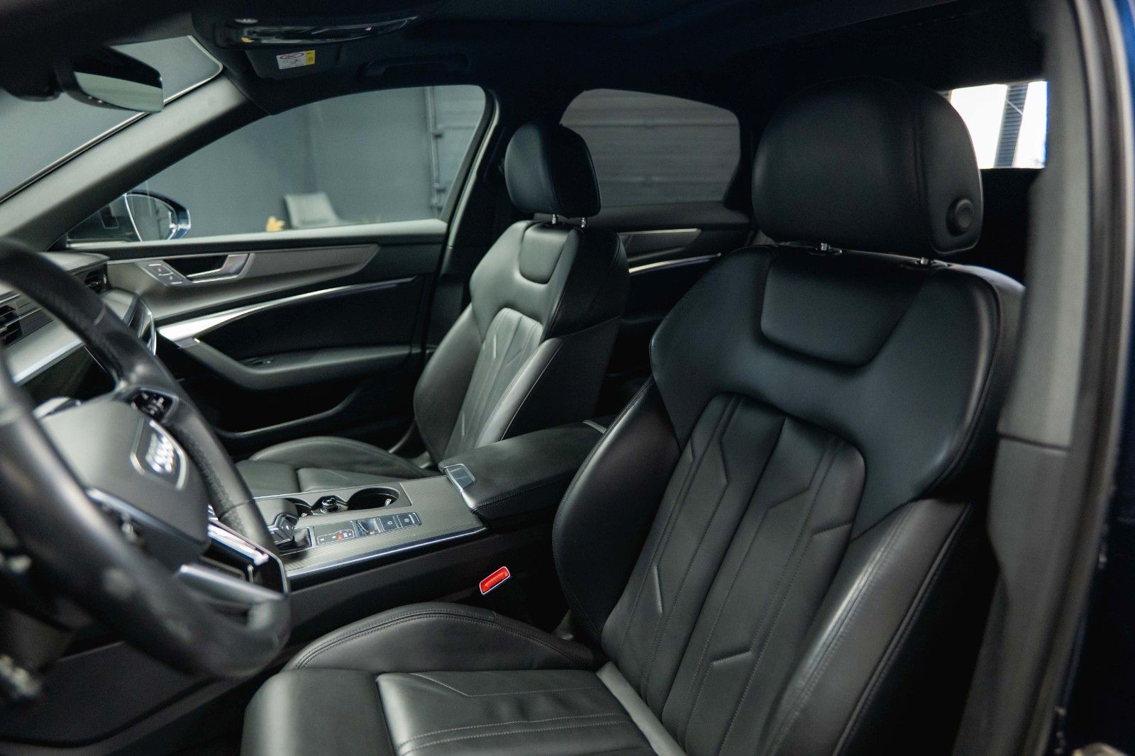 Fahrzeugabbildung Audi A6 55 TFSI quattro S-Line Sport Black Design ACC