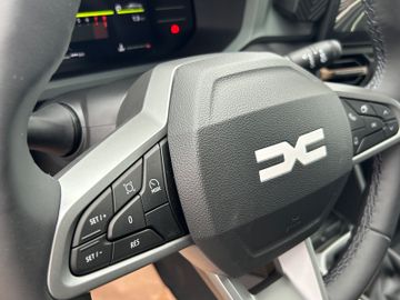 Bild 13 Dacia Duster TCe 130 Extreme