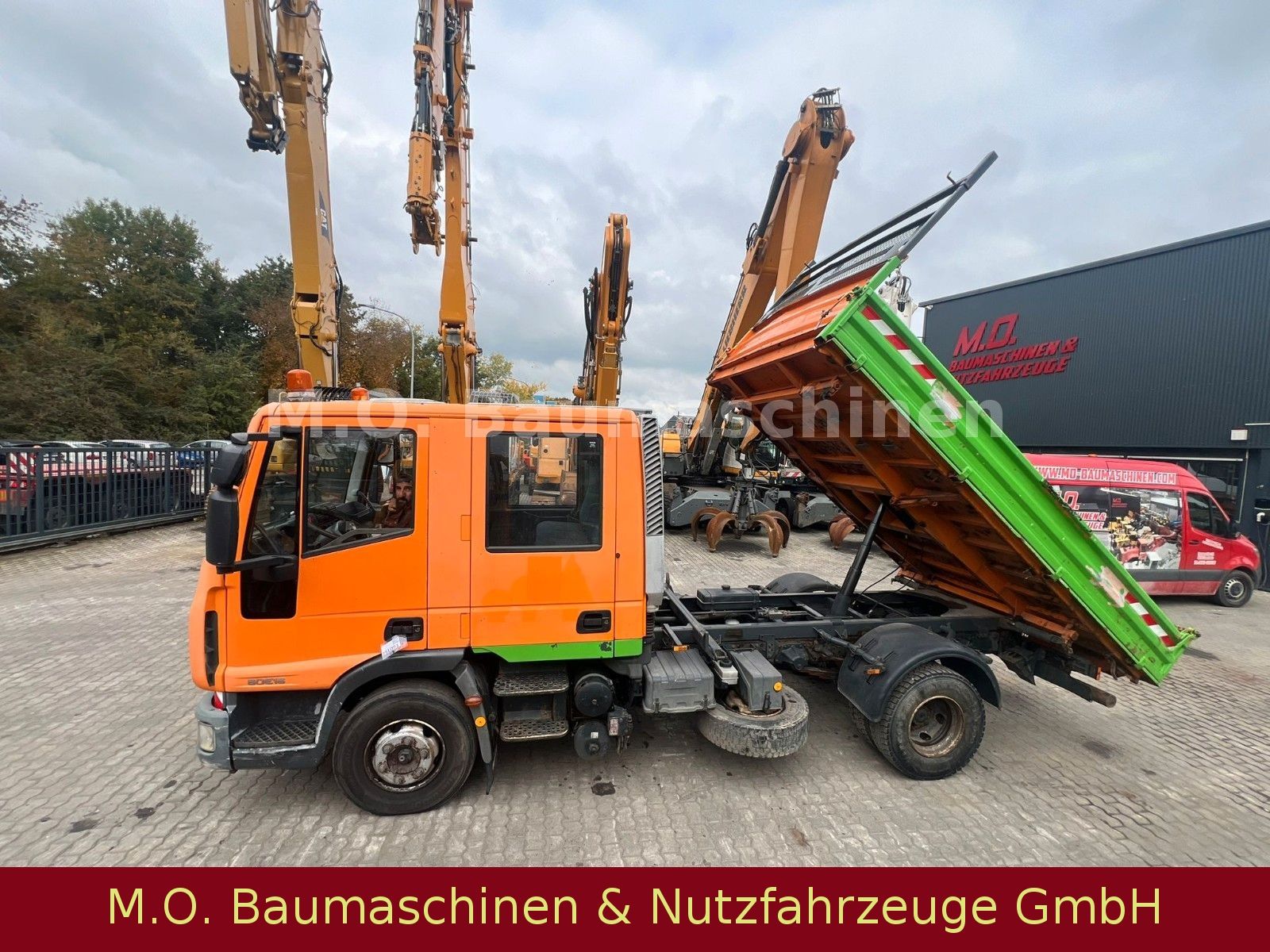 Fahrzeugabbildung Iveco Eurocargo 80E18 Doka 3.Seitenkipper