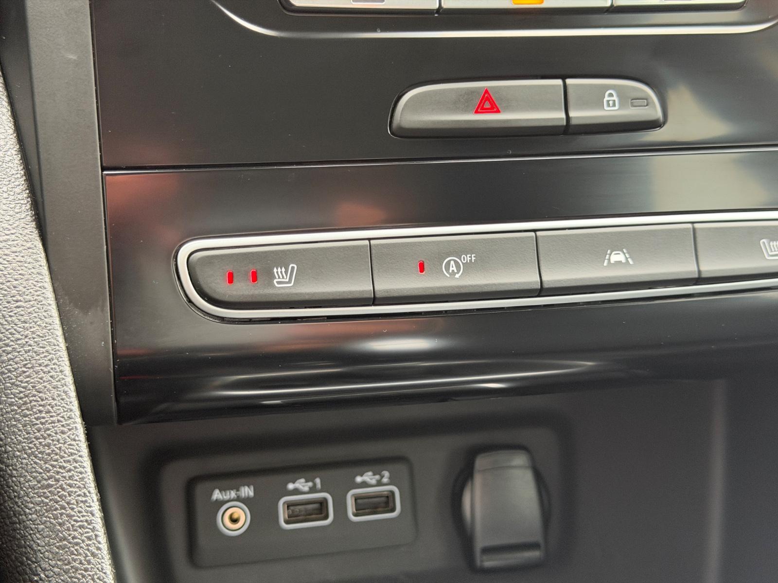 Renault Megane IV GT Automatik CarPlay Kamera AHK Spur