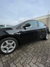 Fiat Bravo 1.4 16V T-JET 88kW Dynamic Dynamic - Fiat Bravo mit Benzin-Antrieb