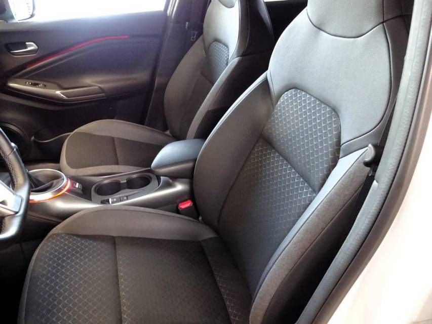 Fahrzeugabbildung Nissan Juke  1.0 DIG-T  N-Connecta  Navi