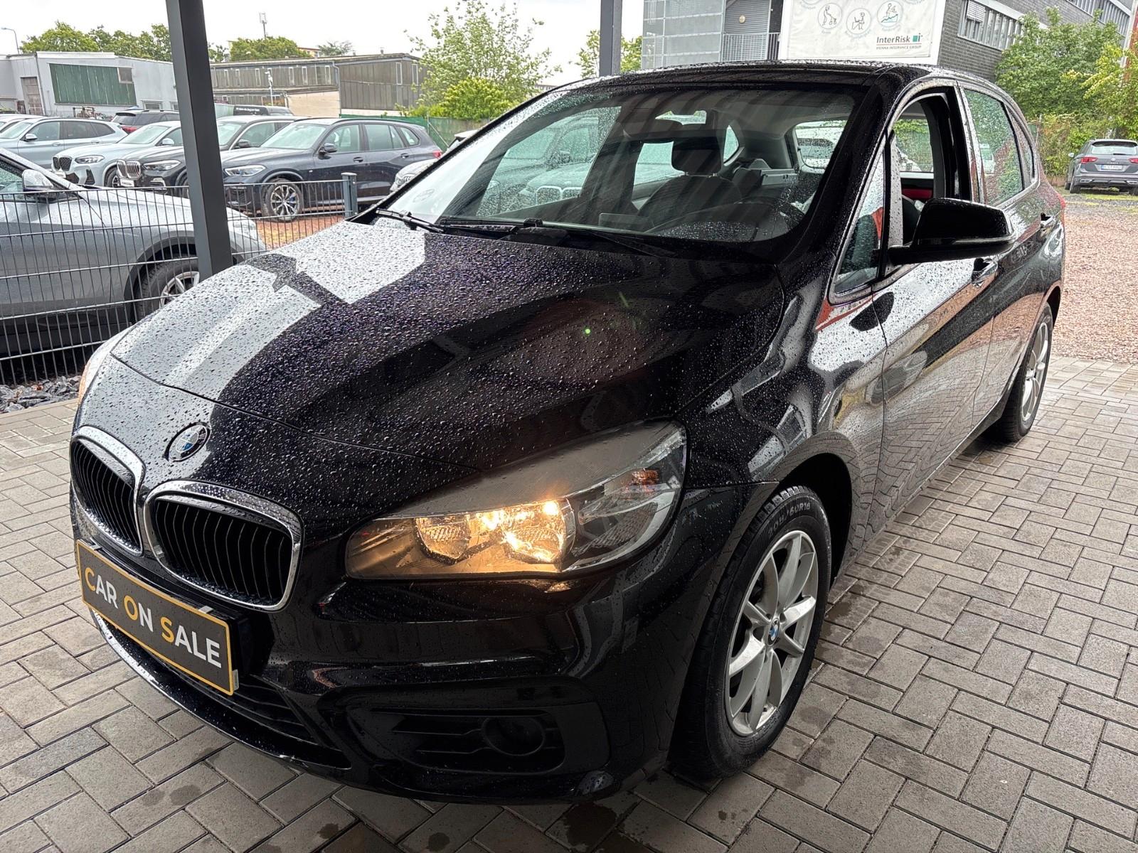 BMW 218i Active Tourer +SHZ+ +PDC+ +2HAND+