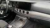 Mercedes-Benz E 220 d 4MATIC T Autom. - - Mercedes-Benz E 220: 4matic