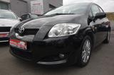 Toyota Auris Executive - Toyota Auris mit Benzin-Antrieb: Executive