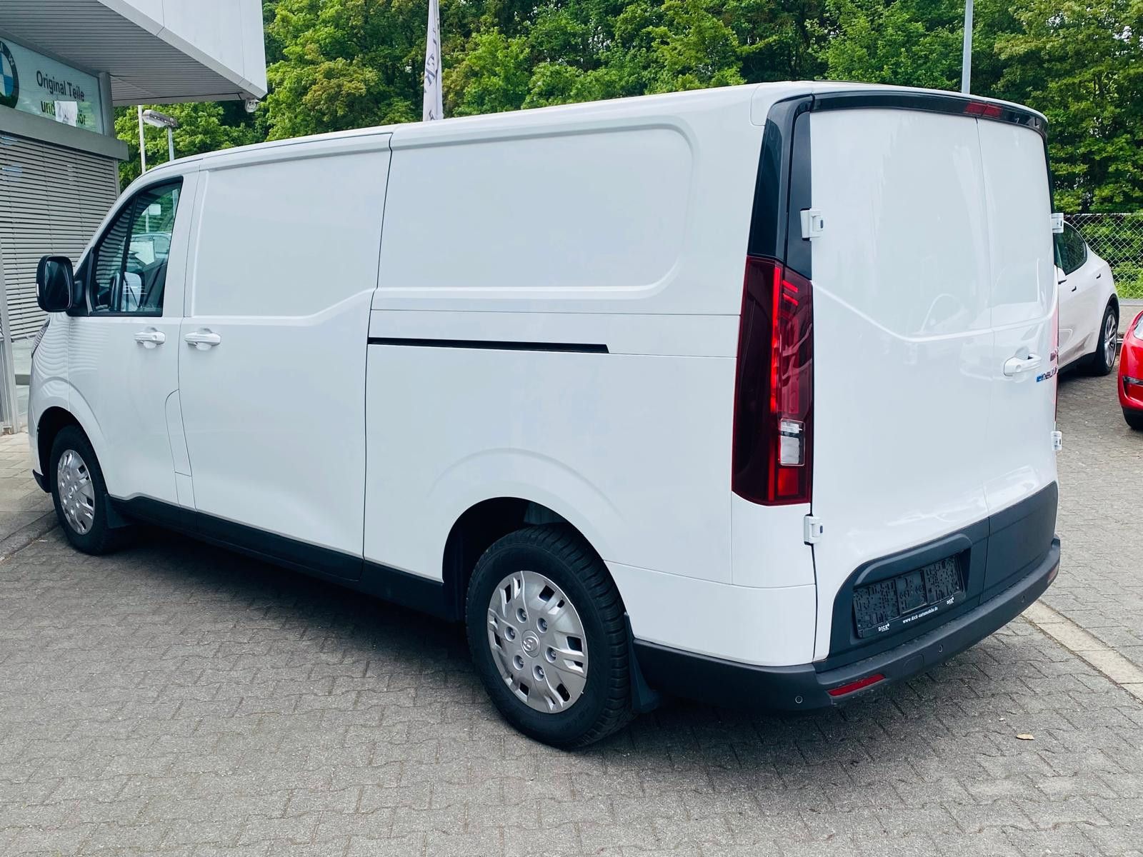 Fahrzeugabbildung Maxus eDeliver 7 L2 3,5 77kwH 3SI+NAVI+LED+SHZ+KAM+ACC