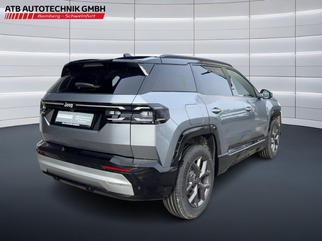 Fahrzeugabbildung Jeep Compass e-Hybrid First Edition PANO MATRIX HEAD-