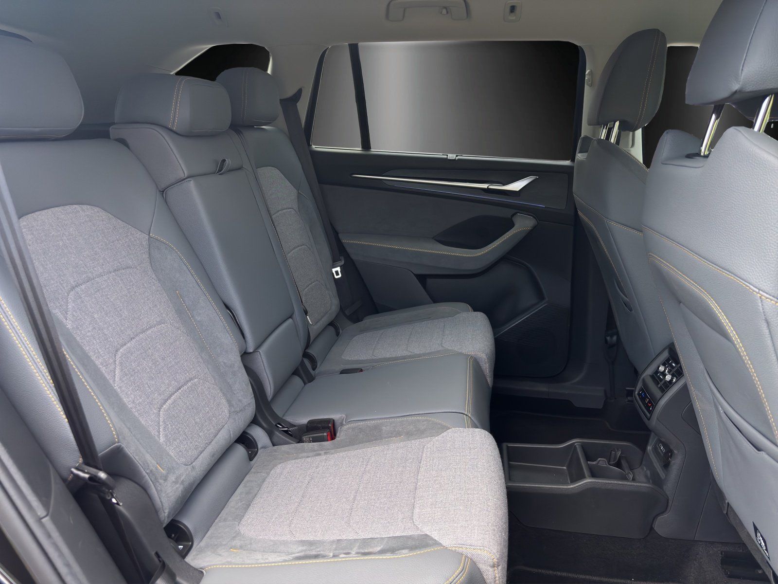 Fahrzeugabbildung SKODA Kodiaq Selection 2,0 TDI 142 kW DSG 4x4