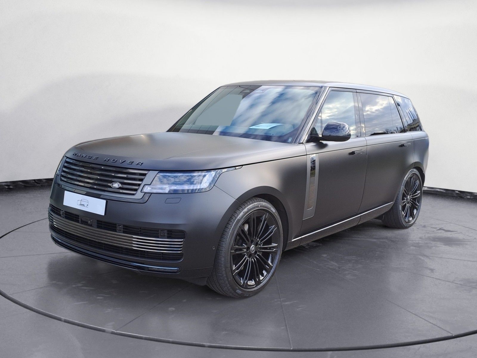 Land Rover Range Rover D350 LWB SV Club Suite Fondanlage