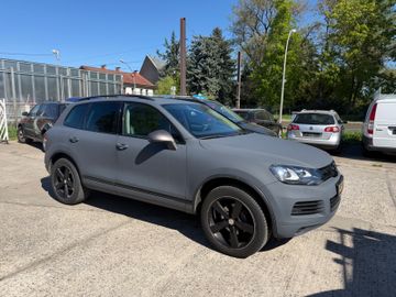 Volkswagen Touareg - 7