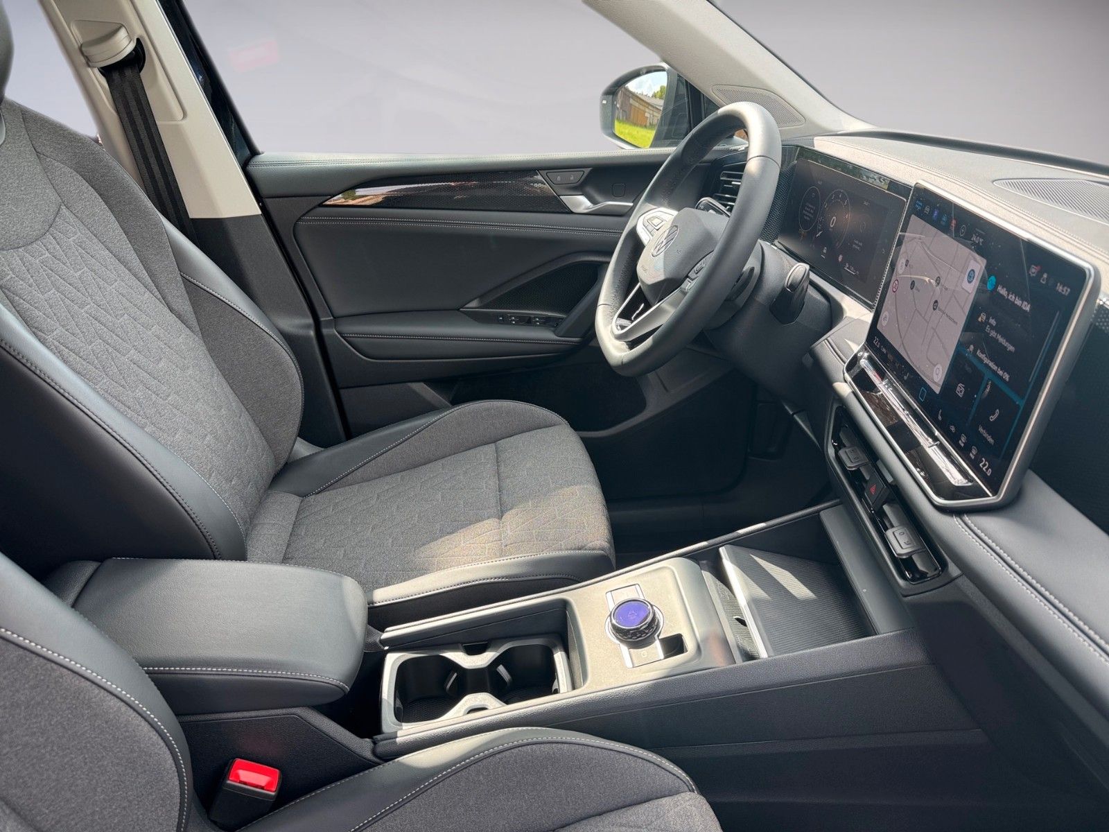 Fahrzeugabbildung Volkswagen Tiguan 1.5 eTSI Life