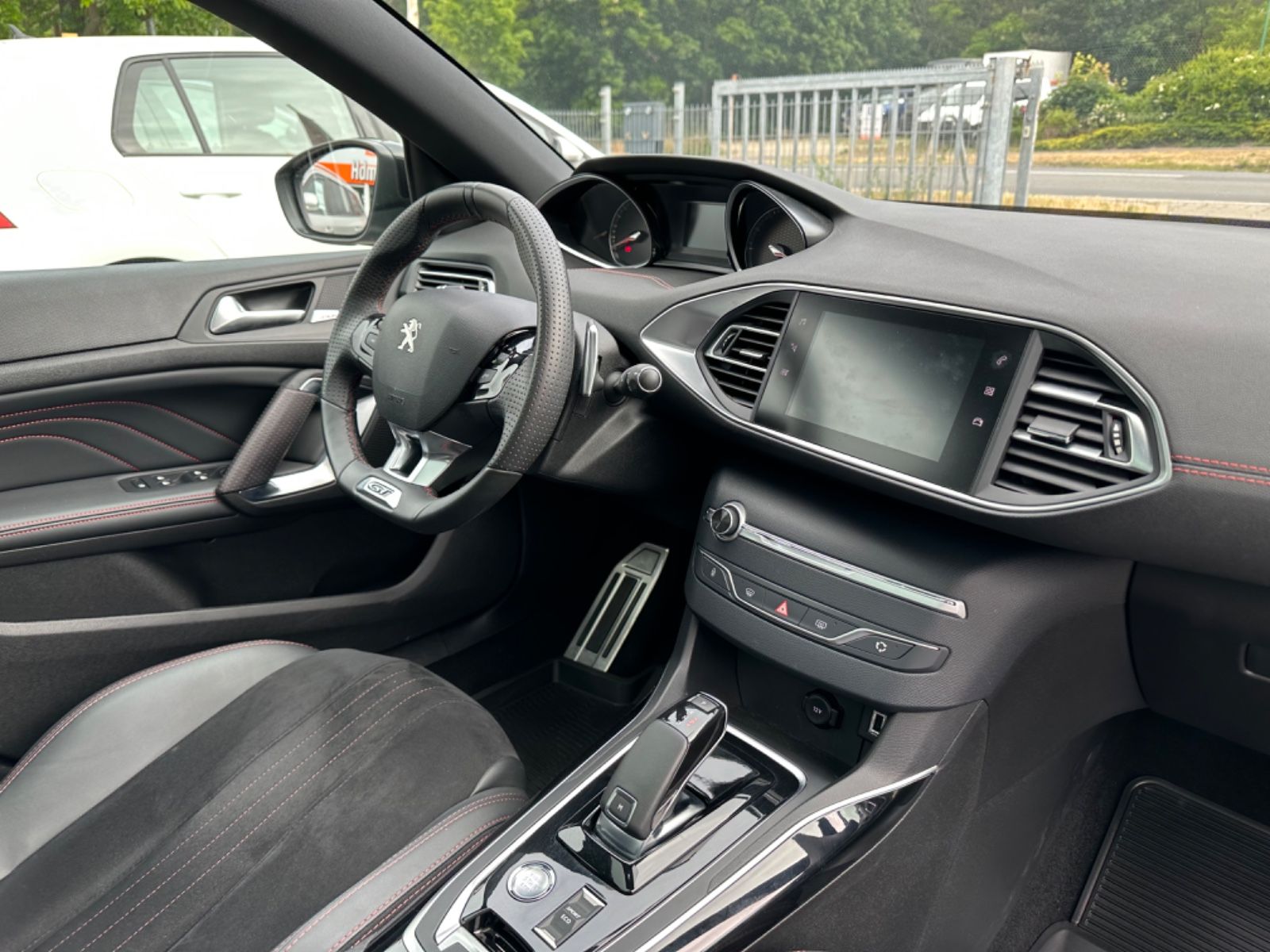 Fahrzeugabbildung Peugeot 308 2.0 SW GT Blue-HDI*Navi*Panorama*LED*Sound*