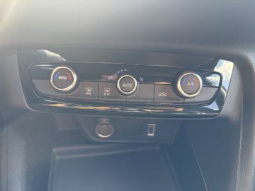 Bild 20 Opel Corsa 1.2 GS NAVI/PDC V+H+CAM/KlimaAT/Keyless