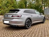 Volkswagen Arteon 2.0 TSI DSG 4M R-Line AHK PANO 20"Garanti - silberne Volkswagen Arteon