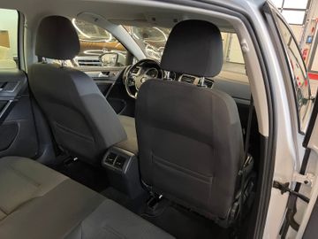 MYAUTOCENTER – Gebraucht- und Jahreswagen mit Werkstattservice in Pfaffenhofen Volkswagen Golf VII Lim. Comfortline BMTStart-Stopp*Klima*