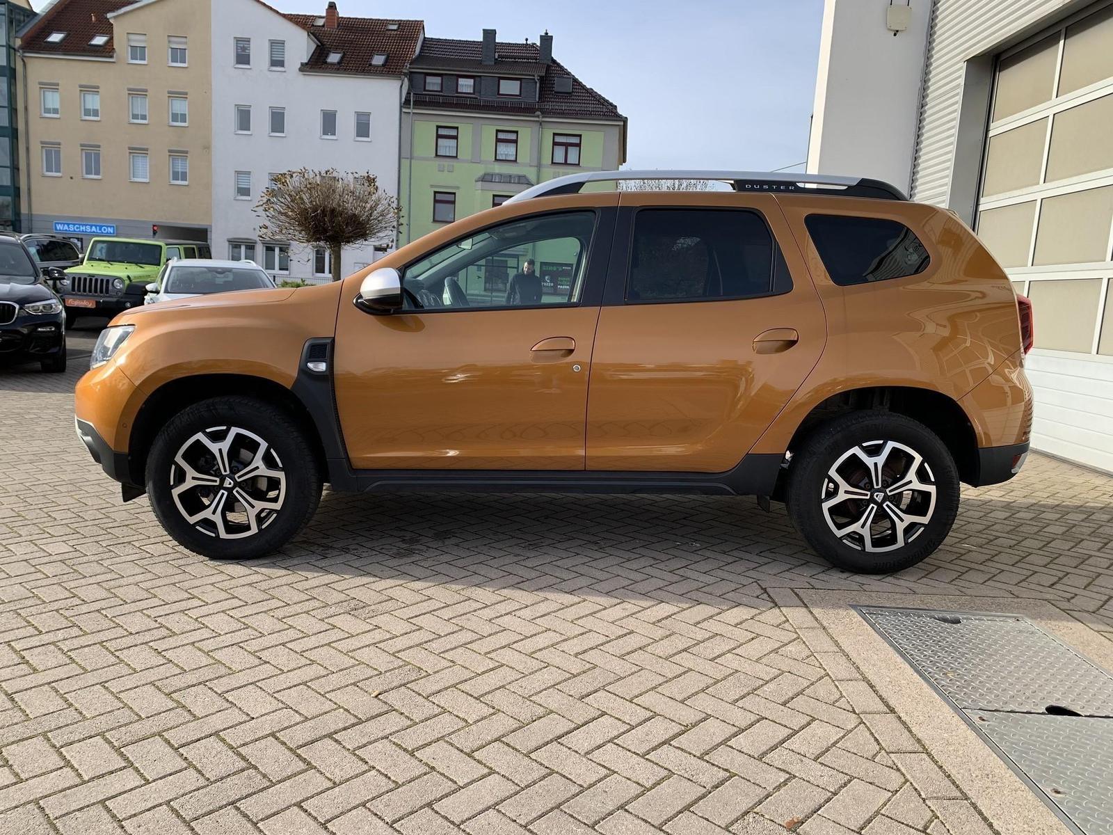 Dacia Duster Prestige 150 AHK+Klimaaaut+Navi+Sitzhz, миниатюра 8