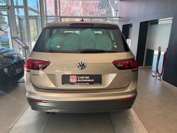 Volkswagen Tiguan - 5