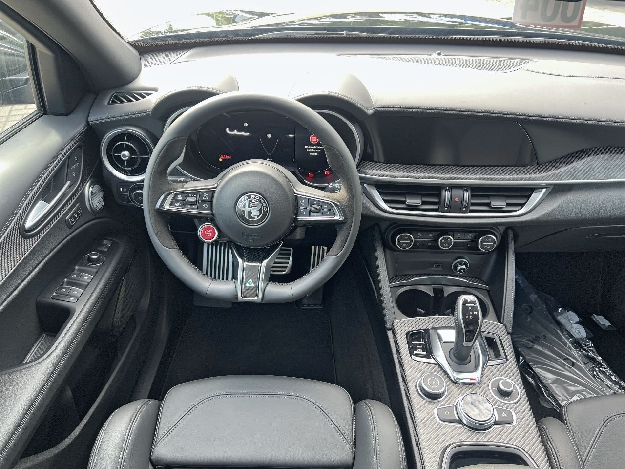 Alfa Romeo Stelvio - Bild 8