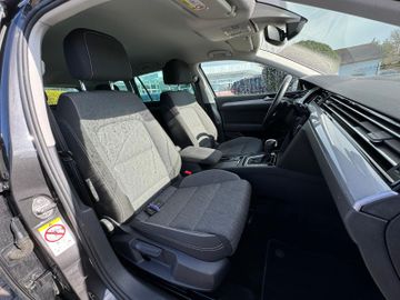 Volkswagen Passat Variant - 9