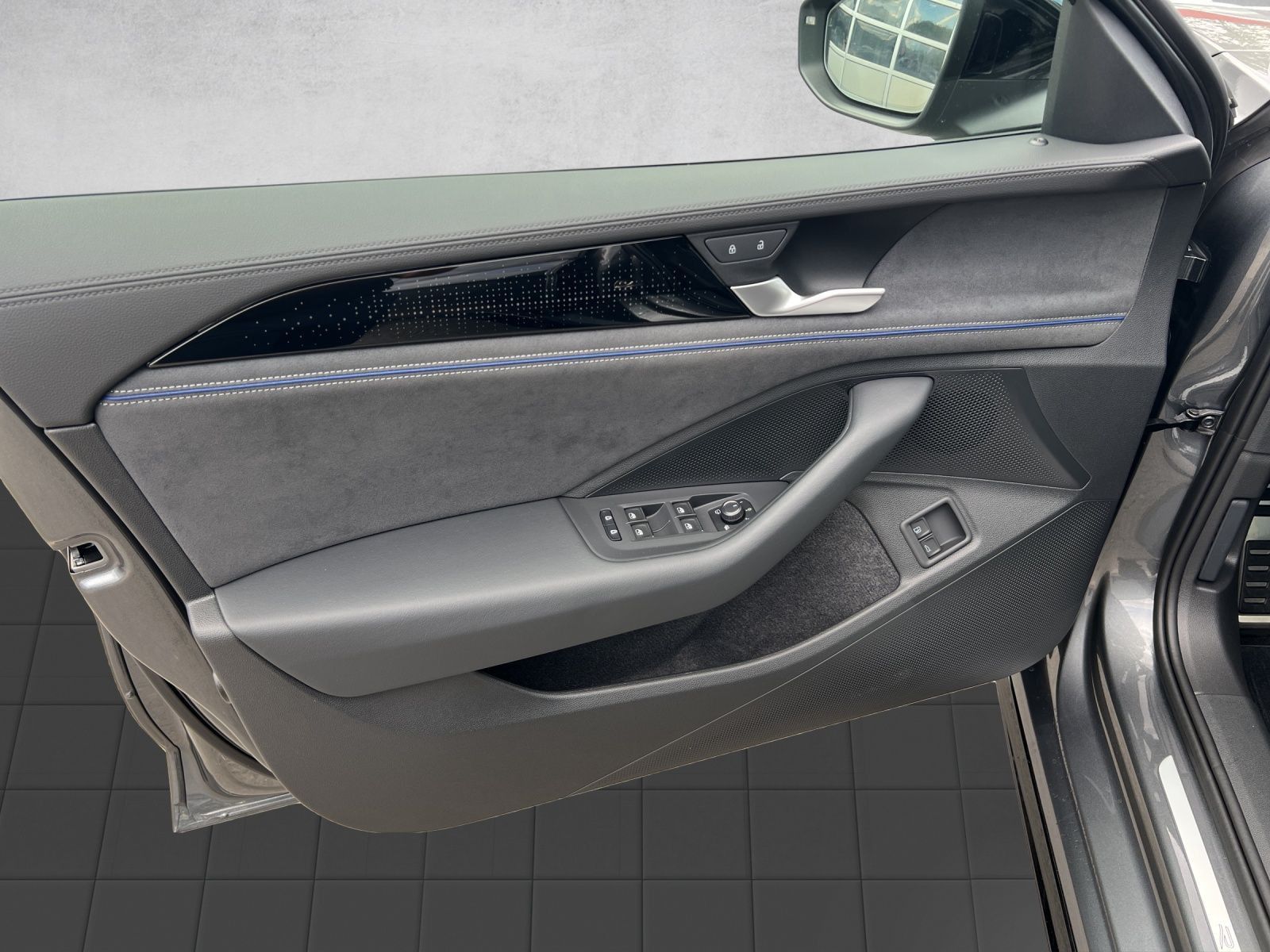 Passat R-Line 1,5 l eHybrid OPF 130 kW ( 177 PS)