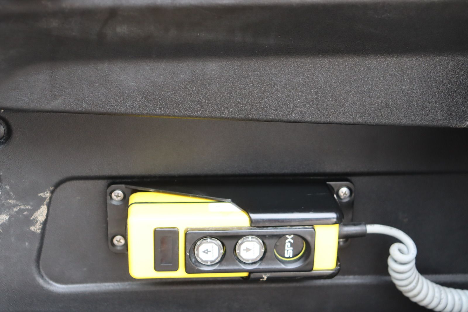 Fahrzeugabbildung Iveco Daily 35S15 3.0 D Kipper * AHK * bis 3.5t 35 150