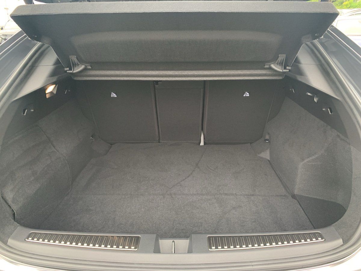 Renault Rafale - Bild 12