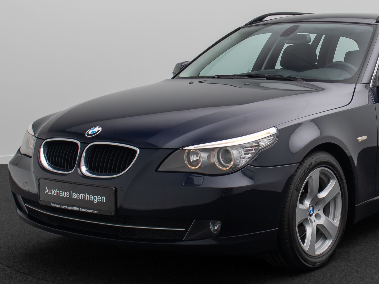 Fahrzeugabbildung BMW 520d Special Edition PDC NaviPro Memory Tempomat