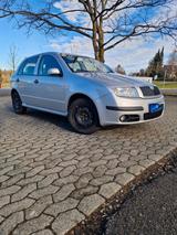 Skoda Fabia - Sparsames Anfängerfahrzeug - : Kleinwagen, Sparsame