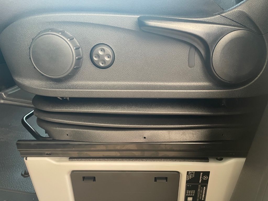 Fahrzeugabbildung Mercedes-Benz Sprinter 319 CDI Kasten PRO Hochdach Lang ACC