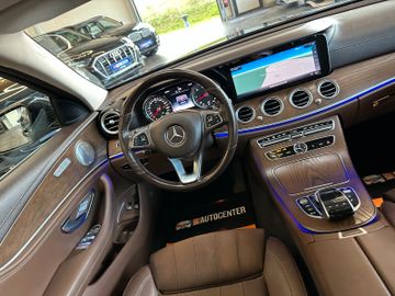 Mercedes-Benz E 350 *BURMESTER*KEYLES*PANO*AHK*ACC*StandHZ*