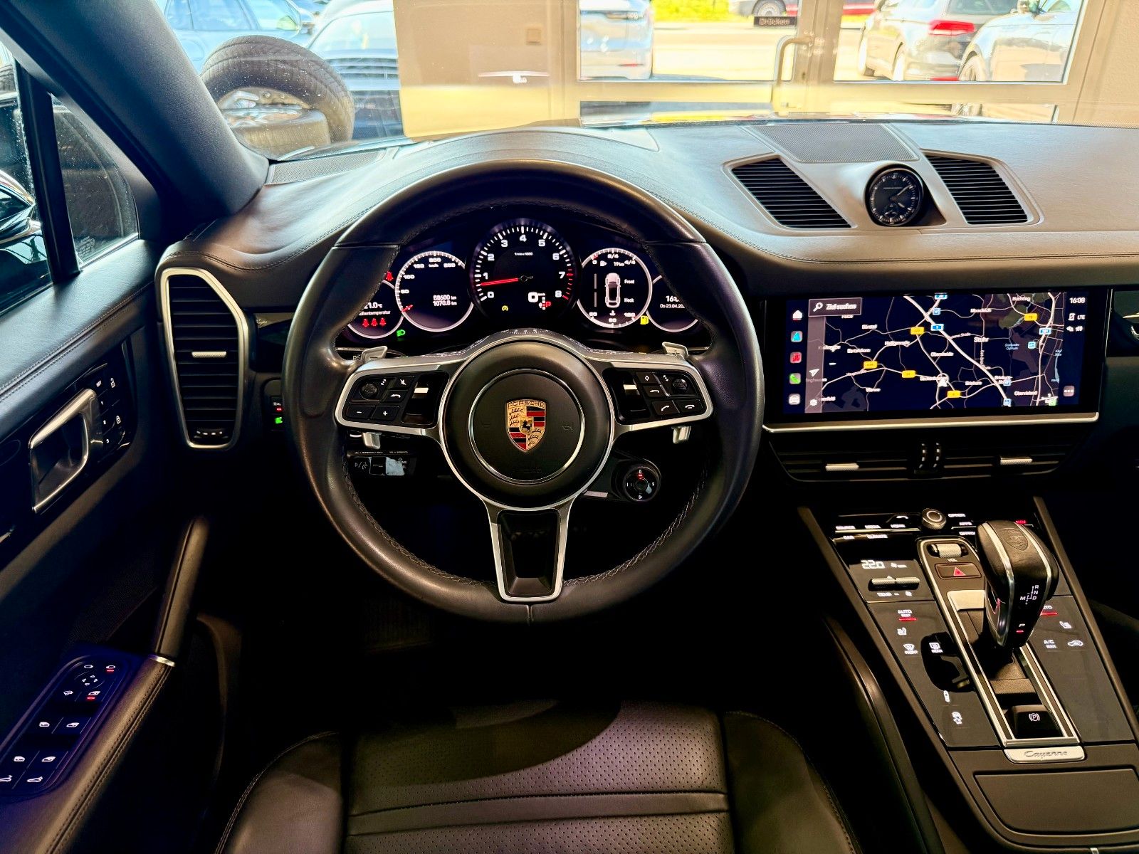 Porsche Cayenne Coupe Platinum Edition SportDesign foto 18
