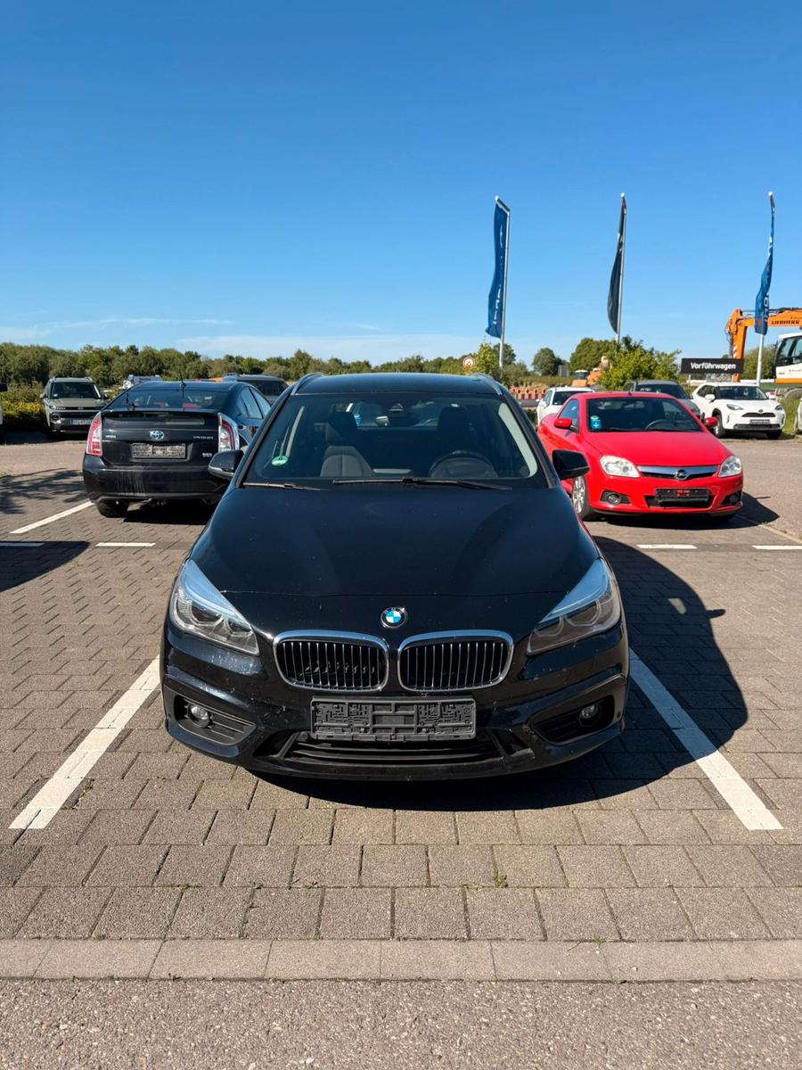 BMW 225 2 Active Tourer 225 xe Advantage