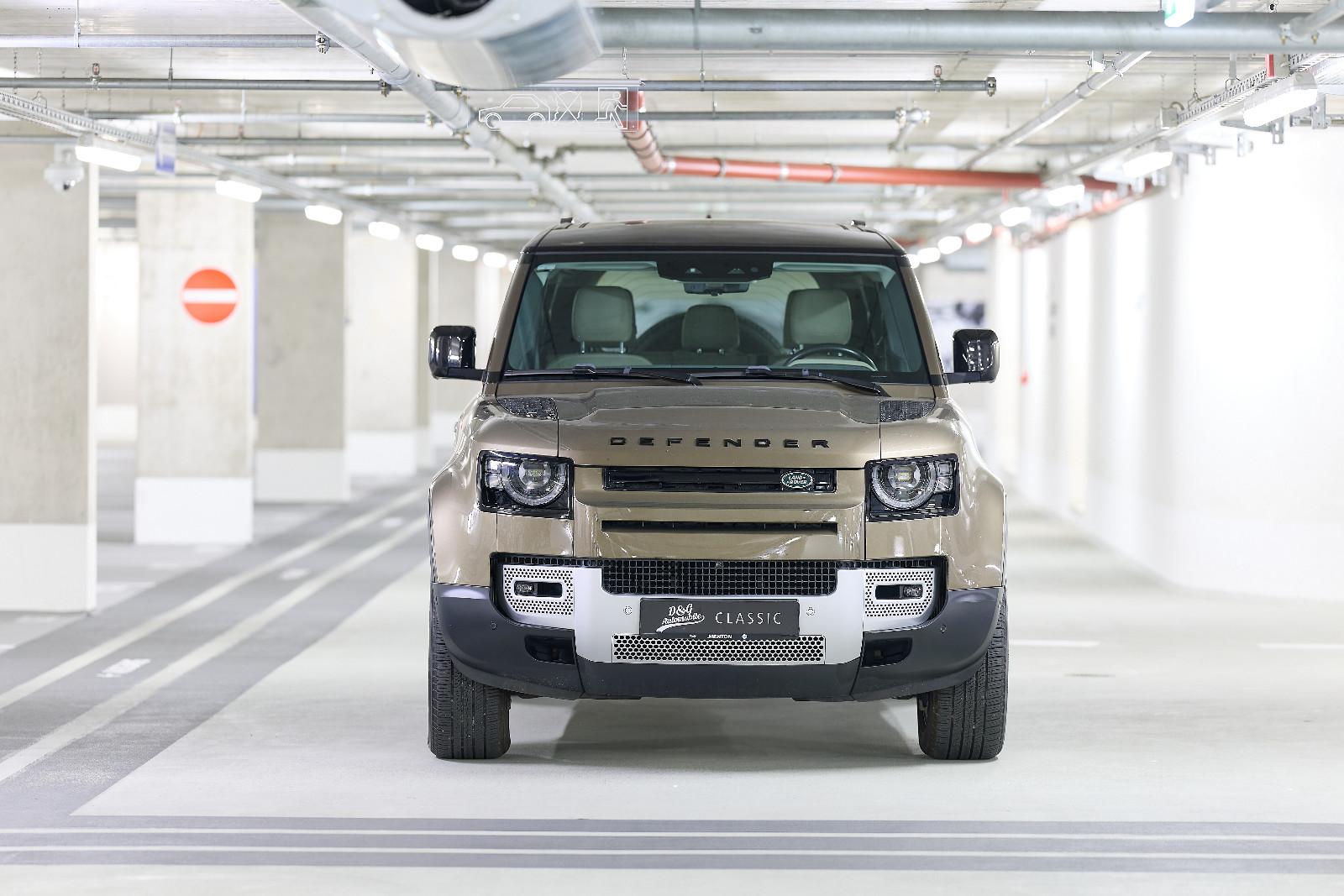 Land Rover Defender 110 First Edition