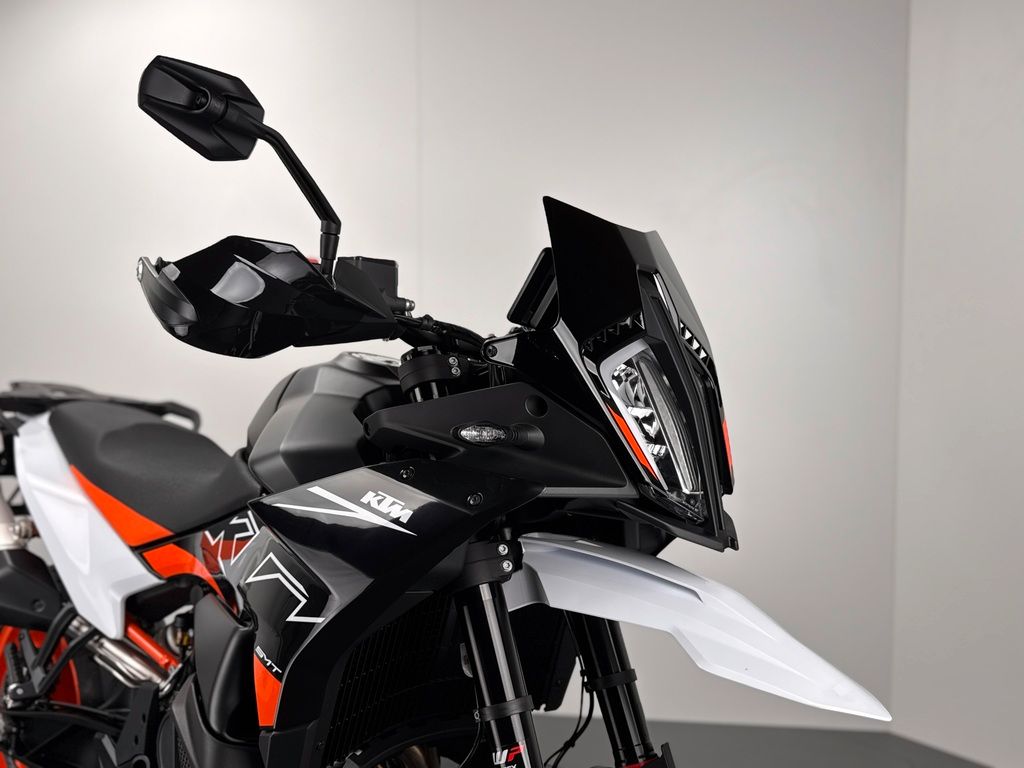Fahrzeugabbildung KTM 890 SMT *NEUFAHRZEUG *0KM