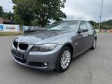 BMW 3 Lim. 320i  e90 / Bi-Xenon / AHK - BMW 320: E90 320i
