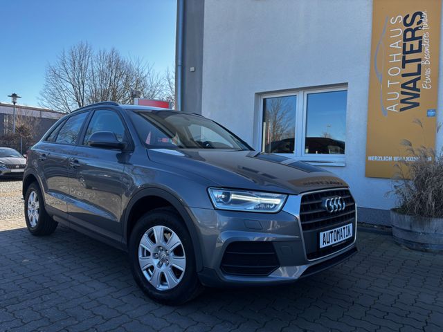 Audi Q3 = Automatik - Navi - Ahk - 8fach bereift =