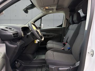 Toyota Proace City - 10